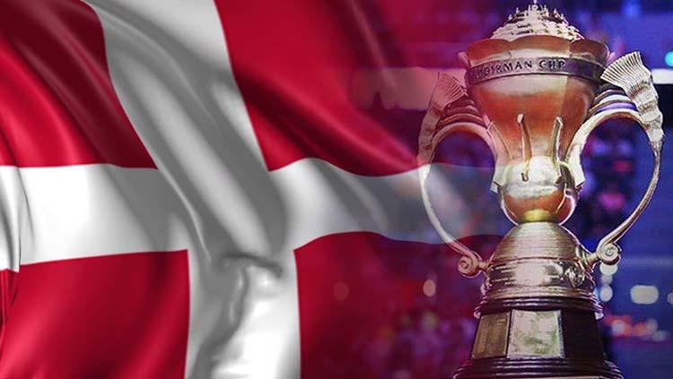 Bendera Denmark dan Piala Sudirman. - INDOSPORT
