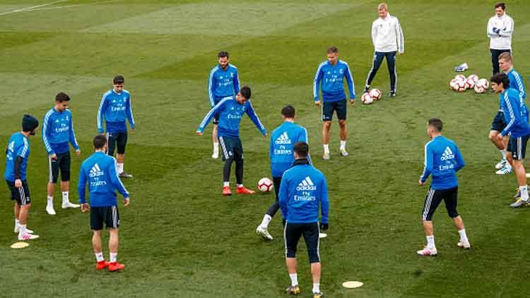 Skuat Real Madrid saat sedang latihan.