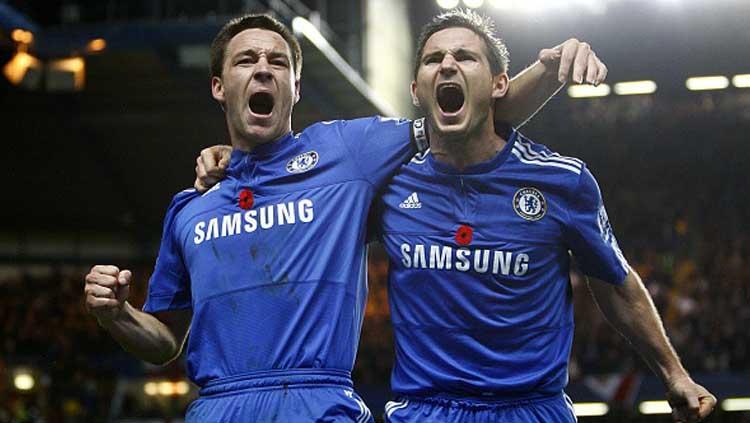 John Terry (kiri) dan Frank Lampard saat masih memperkuat Chelsea. Copyright: Sean Dempsey/ INDOSPORT
