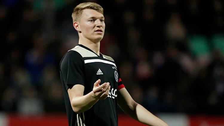 Perr Schuurs pemain muda Ajax U-23