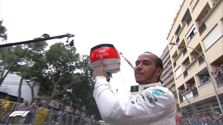 Kecam insiden George Floyd, Lewis Hamilton dapat dukungan dari bos Mercedes F1, Toto Wolff. - INDOSPORT