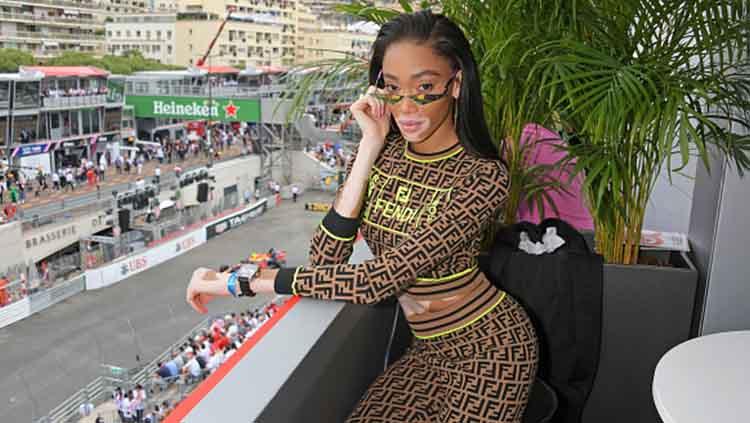Model kebangsaan Kanada, Winnie Harlow saat menyaksikan balapan Formula 1 di GP Monaco. David M. Benett/Dave Benett/Getty Images for TAG Heuer
