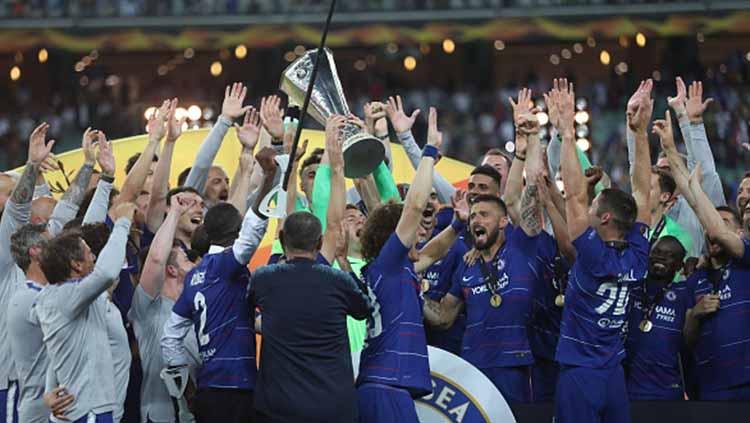 Kegembiraan SKUAT Chelsea melakukan selebrasi sebagai juara Liga Europa, 29/05/19. Resul Rehimov/Anadolu Agency/Getty Images