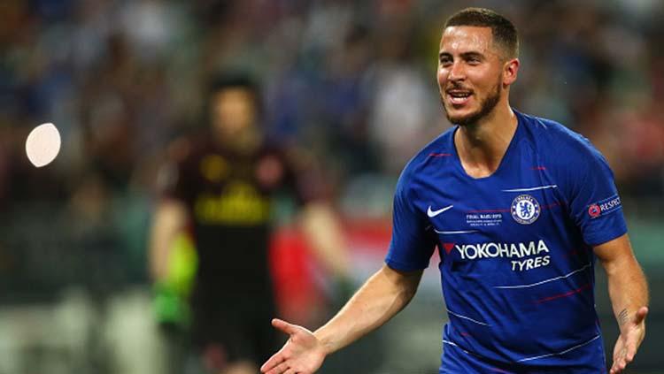 Eden Hazard melakukan selebrasi usai cetak gol. Robbie Jay Barratt - AMA/Getty Images