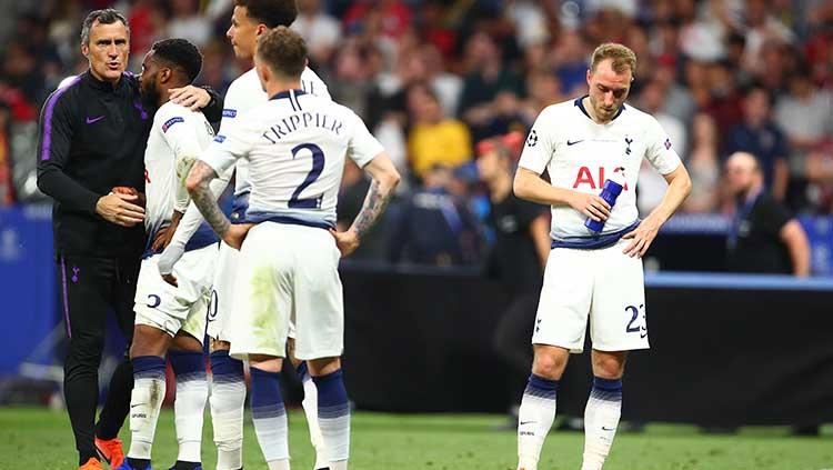 Wajah lesu yang ditunjukan oleh para pemain Tottenham di final Liga Champions. Robbie Jay Barratt - AMA/Getty Image
