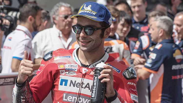 Pembalap dari Tim Ducati, Danilo Petrucci berhasil menjuarai MotoGP Oakley Grand Prix Italia, Minggu (02-06-2019). Foto: Marco Canoniero/LightRocket via Getty Images - INDOSPORT