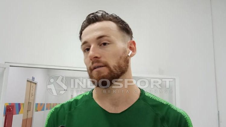 Teka-teki mengapa Mac Klok 'menghilang' saat laga Timnas Indonesia vs Curacao pada Selasa (27/09/2022) akhirnya terjawab.