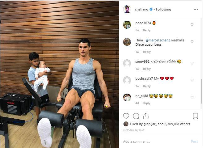 Ronaldo latihan bersama Ronaldo Jr Copyright: instagram.com/cristiano