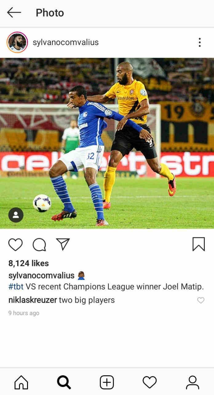 Sylvano Comvalius pamer foto saat berlaga bersama Joel Matip. Copyright: Instagram/Sylvano Comvalius