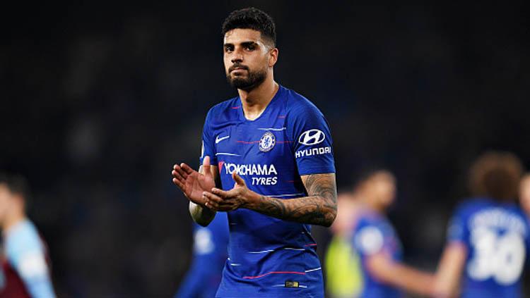 Bintang Timnas Italia, Emerson Palmieri, ogah balik ke Chelsea musim depan dan memilih untuk tetap bertahan di Olympique Lyon.