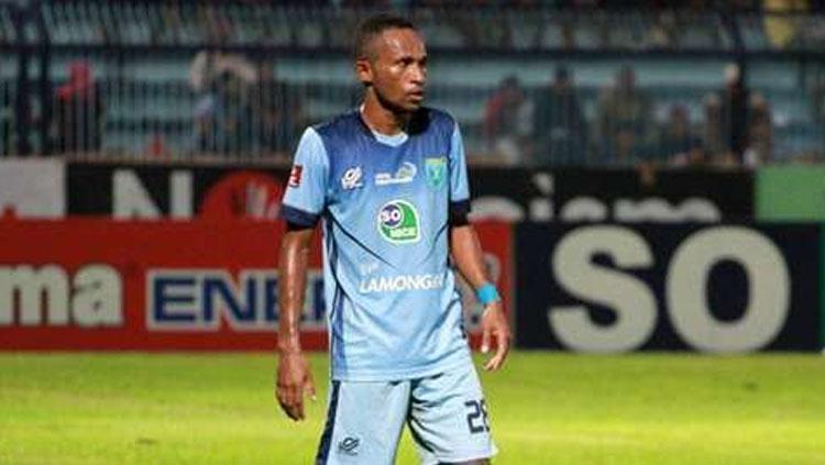 Mantan pemain Persela Lamongan (2016) Steven Imbiri. Copyright: Alchetron.com