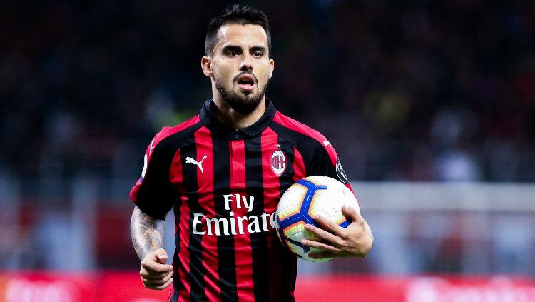 AS Roma siap mengajukan proposal mereka untuk mendatangkan pemain andalan AC Milan, Suso, pada bursa transfer musim panas 2019. - INDOSPORT