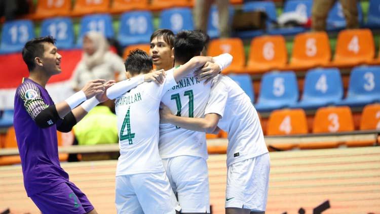 Timnas Futsal Indonesia U-20 merayakan gol di Piala AFC Futsal U-20 2019, Kamis (20/06/19).