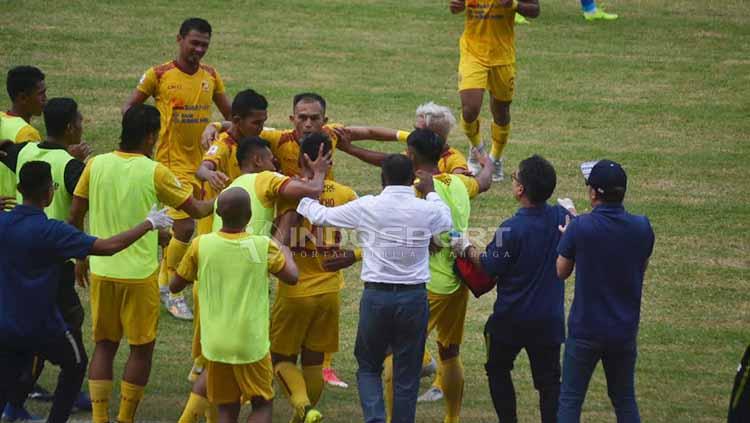 Sriwijaya FC kala menjamu Perserang di laga perdana di Stadion Gelora Sriwijaya Jakabaring Palembang. Foto: Muhammad Effendi/INDOSPORT - INDOSPORT