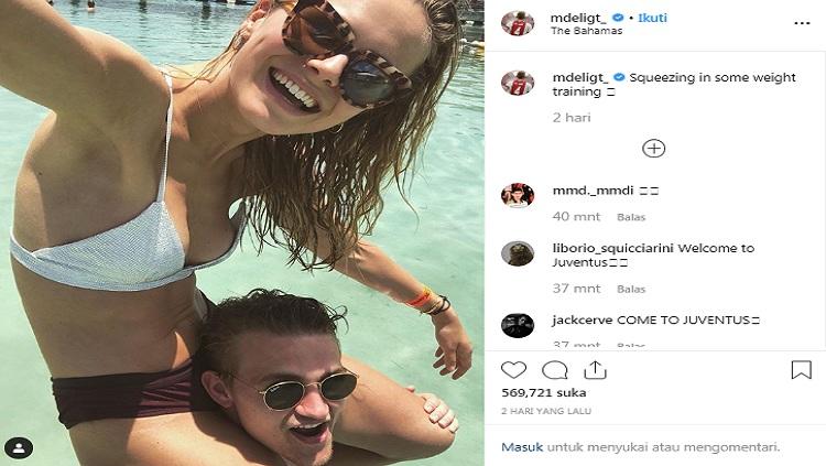 Matthijs de Ligt dijepit paha sang kekasih Copyright: Instagram @ mdeligt_