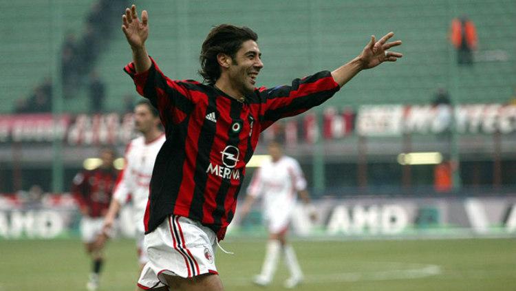 Rui Costa semasa masih membela AC Milan