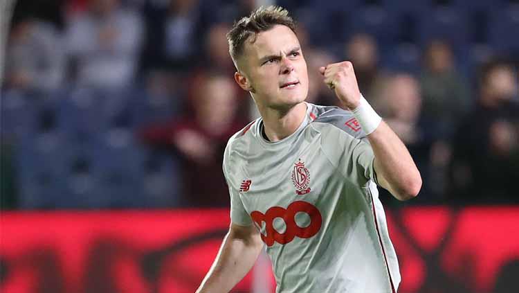 Pemain sepak bola Standard Liege, Zinho Vanheusden, berpotensi dipanggil pulang ke Inter Milan usai dirinya sukses melakukan debut bersama Timnas Belgia.