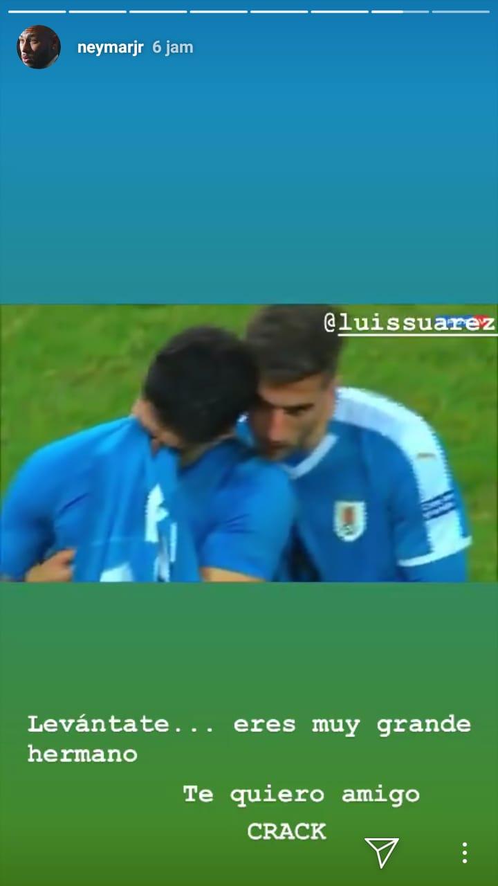 Neymar memberikan dukungan untuk Luis Suarez lewat InstaStory Copyright: Instagram/Neymarjr