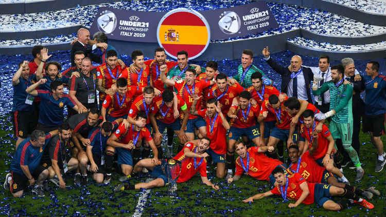 Spanyol U-21 merengkuh trofi Euro U-21 2019, Senin (1/7/19).