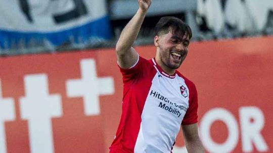 Mengenal profil singkat serta statisik bermain Keziah Veendorp, sang bek serba bisa dari Liga Belanda yang cocok untuk jadi tandem Elkan Baggott di Timnas.