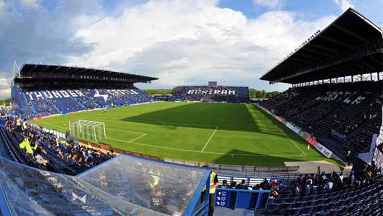 Stadion Thunder Castle Copyright: stadiumdb.com