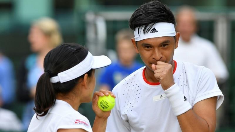Christopher Rungkat bersama dengan Shuko Aoyama