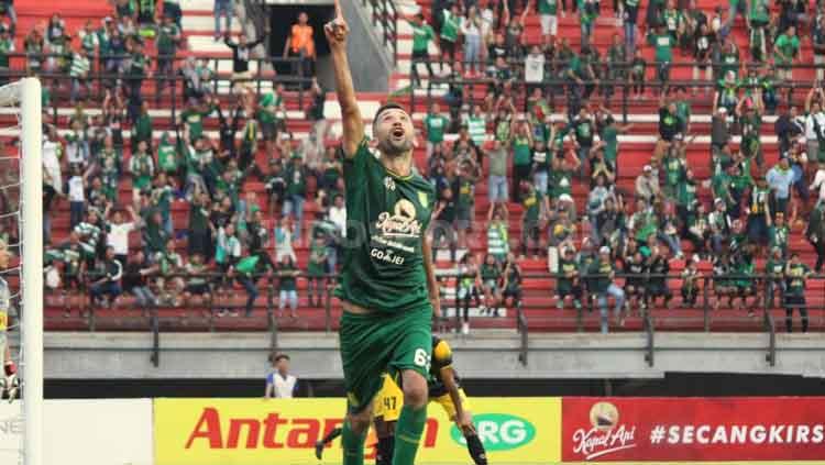 Manucheckhr Dzhalilov memamerkan ketajamannya bersama Timnas Tajikistan jelang melawan Jepang di Kualifikasi Piala Dunia 2022 pada Selasa (15/10/19).
