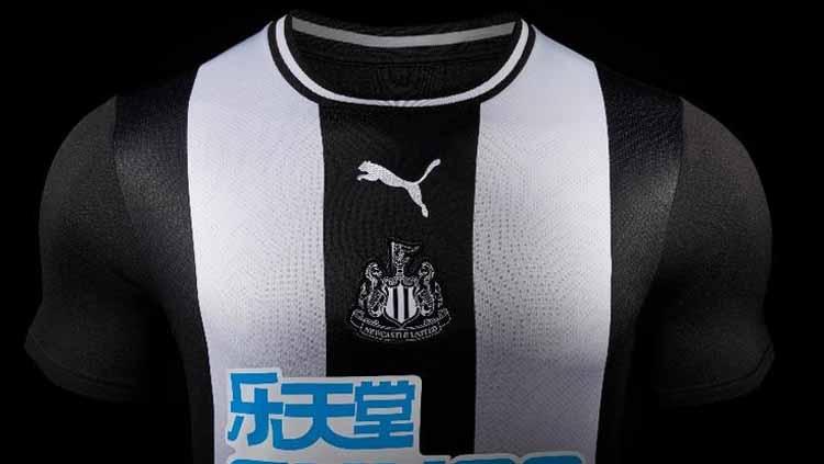 Jersey Home Newcastle United 2019/20 Copyright: fourfourtwo