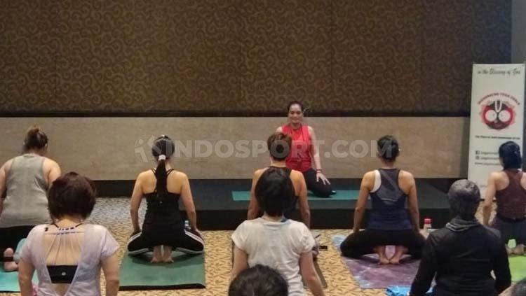 Jagannatha Yoga School menggandeng Yayasan Kanker Anak Indonesia (YKAI) untuk mengadakan Yoga Charity for Children With Cancer.
