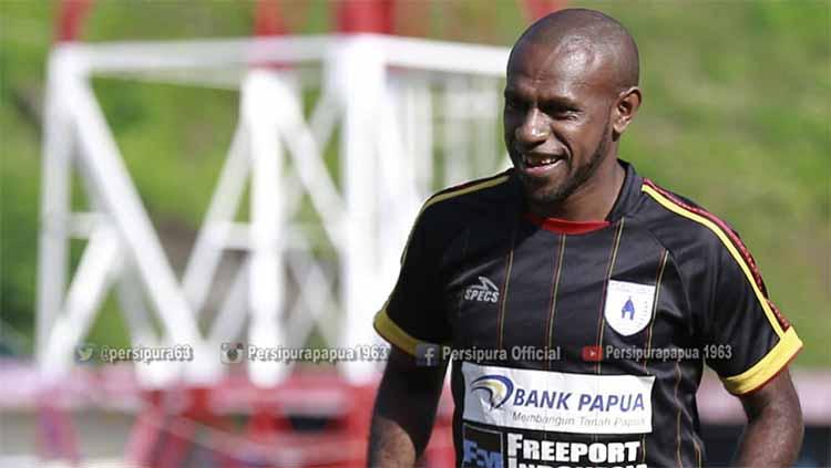 Gol cepat dari Persipura melalui sontekan kaki kiri Boaz Solossa membobol gawang Madura United. Foto: Instagram@persipurapapua1963 Copyright: Instagram@persipurapapua1963