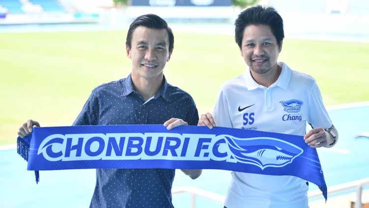 Chonburi FC resmi datangkan kembali Sinthaweechai Hathairattanakool dengan mengenakan nomor jersey 99 Copyright: honburifootballclub.com