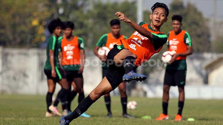 Beckham Putra saat latihan bersama Timnas U-19 di Lapangan Jenggolo, Sidoarjo, Rabu (17/07/19).