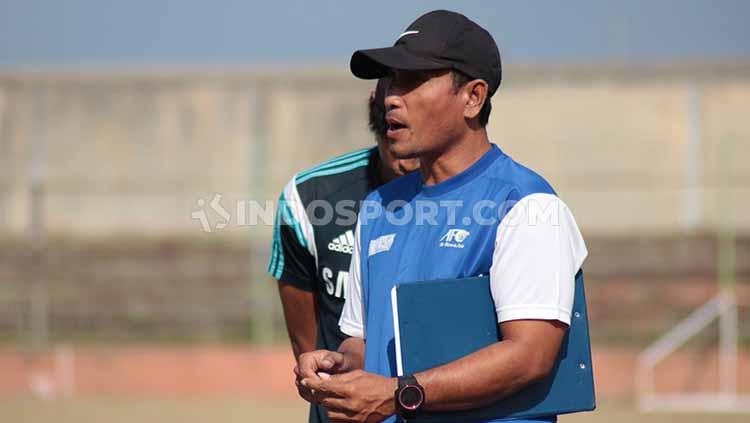 Bagi pecinta sepak bola Bali, I Wayan Sukadana merupakan sosok yang cukup dikenal dengan ada 5 tim Bali yang diperkuat dari Gelora Dewata hingga Bali Devata.