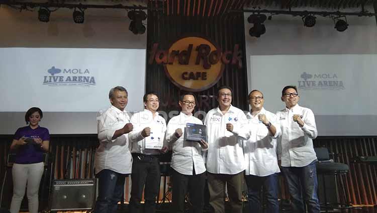 Mola TV memegang hak siar Liga Inggris untuk jangka waktu tiga musim ke depan. Foto: Zainal Hasan/INDOSPORT