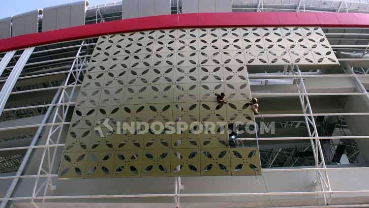 Hari ini, Rabu (24/07/19) Komisi IV DPRD Kota Surakarta menggelar sidak renovasi Stadion Manahan.