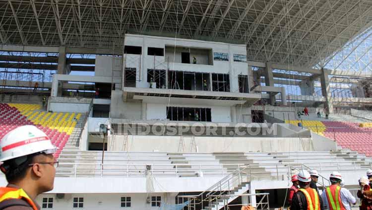 Renovasi Stadion Manahan Solo sudah mencapai 80 persen.