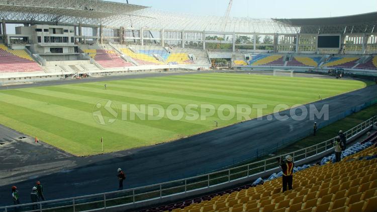 Penampakan Stadion Manahan Solo yang hampir selesai.