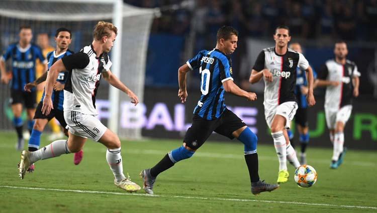 Aksi Matthijs de Ligt pada laga Juventus vs Inter Milan di International Champions Cup (ICC) 2019, Rabu (24/07/19). Copyright: Twitter/@Inter_en