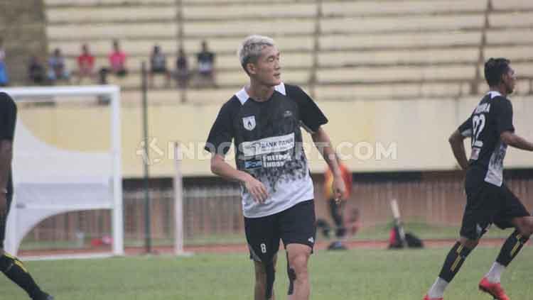 Eks pemain Persib Bandung dan Persipura Jayapura, Oh In-kyun, kian dekat bergabung dengan klub Liga 1 2020, Arema FC,