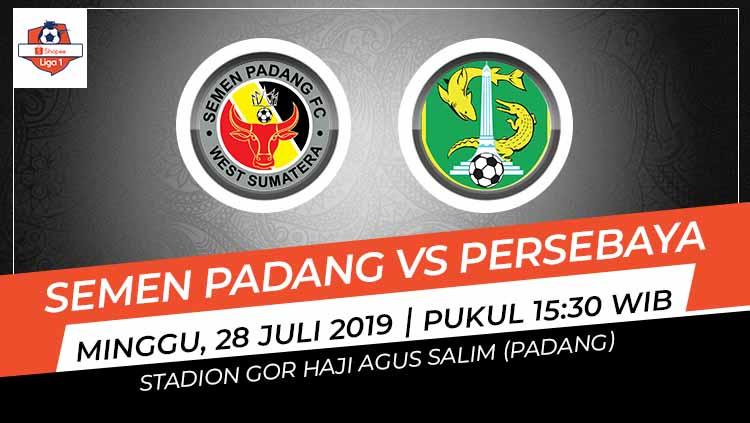 Pertandingan Semen Padang vs Persebaya Surabaya.