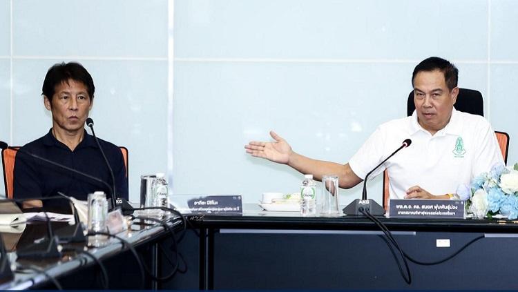 Akira Nishino Dapat Miliaran Rupiah Usai Dipecat dari Timnas Thailand.