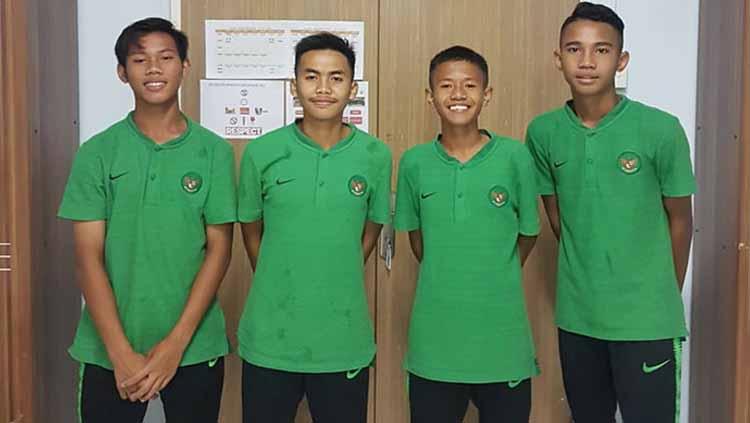 Ki-Ka: Marcelino Ferdinand, Ruy Arianto, M. Zaky Satrya, Wahyu Agung.