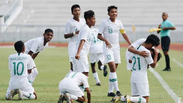 Selebrai pemain Timnas Indonesia U-15 usai taklukan Vietnam di Piala AFFU15 Thailand. Copyright: officialpssi