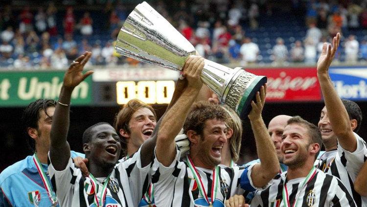 Juventus kala menjuarai Piala Super Italia 2003 (03/08/03).