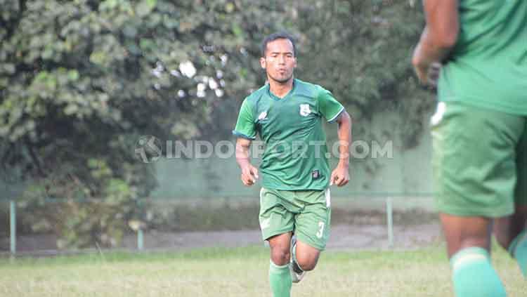 Bek andalan PSMS Medan, Syaiful Ramadhan sudah mengoleksi 4 kartu kuning sepanjang bergulirnya kompetisi Liga 2 2019 Wilayah Barat.