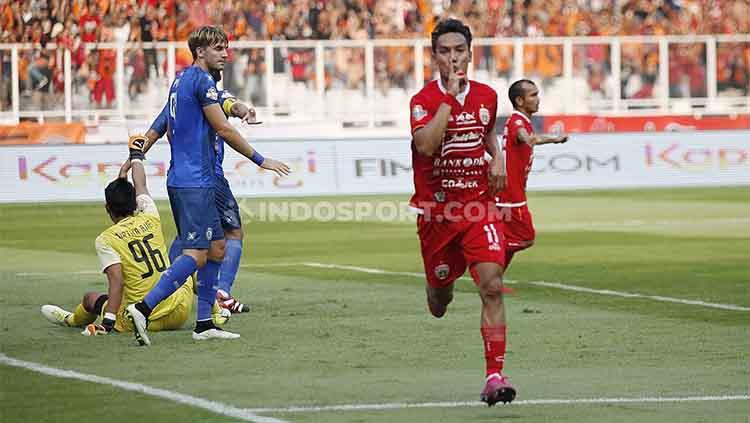 Selebrasi Novri Setiawan usai mencetak gol dalam laga Persija vs Arema FC di SUGBK, Senayan pada pekan ke-12 Liga 1 2019, Sabtu (03/08/19).