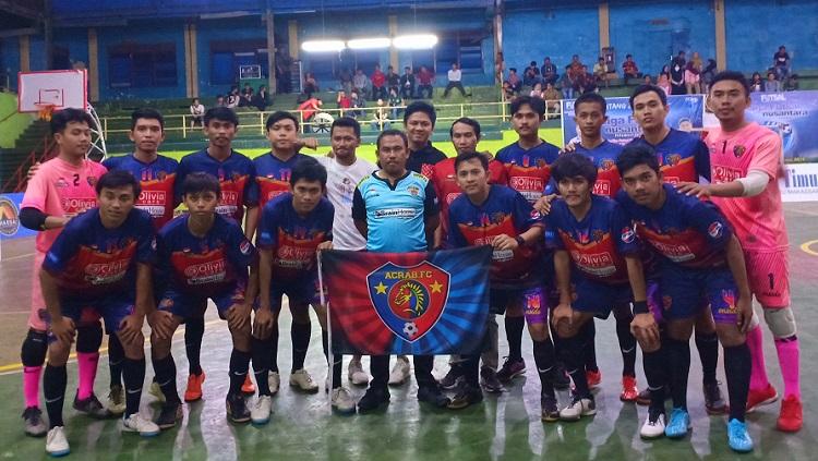 Acrab FC Sinjai merayakan gelar juara Liga Futsal Nusantara Sulawesi Selatan (LFN Sulsel) 2019. - INDOSPORT
