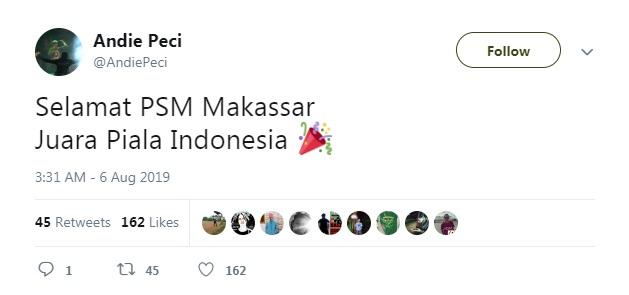 Pentolan Bonek Andie Peci turut mengucapkan selamat ke PSM Makassar usai juara Kratingdaeng Piala Indonesia 2018/2019. Copyright: Twitter