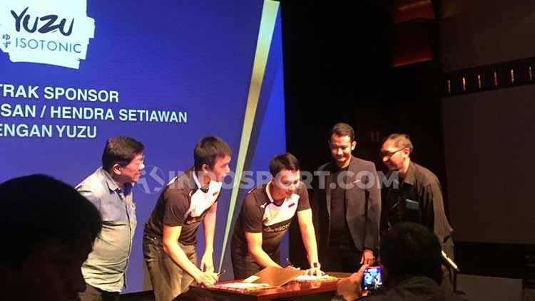Hendra Setiawan/Muhammad Ahsan mendapat sponsor baru jelang kejuaraan dunia.