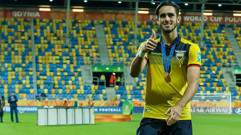 Real Madrid ikut bersaing dengan AC Milan dan Inter Milan dalam perburuan bintang muda Ekuador, Leonardo Campana.